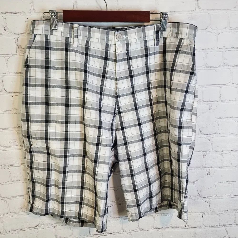 Men's Burnside flat front shorts, size 36